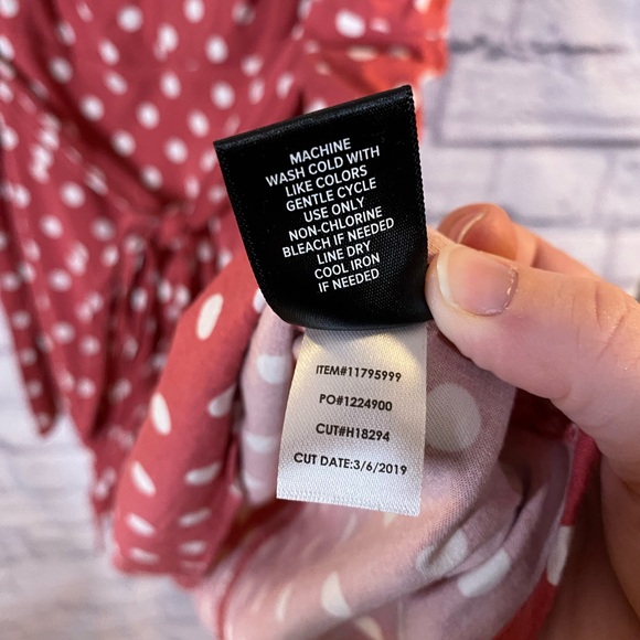 Torrid Polka Dot Ruched Tie Waist Short Sleeve Blouse Plus Size 3X - Picture 6 of 8